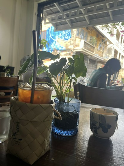 Coffee time. Something new. I like it.