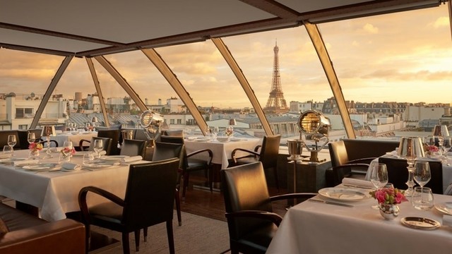 L'Oiseau Blanc, panoramic French restaurant on the Peninsula wins its first Michelin star Luxus Plus