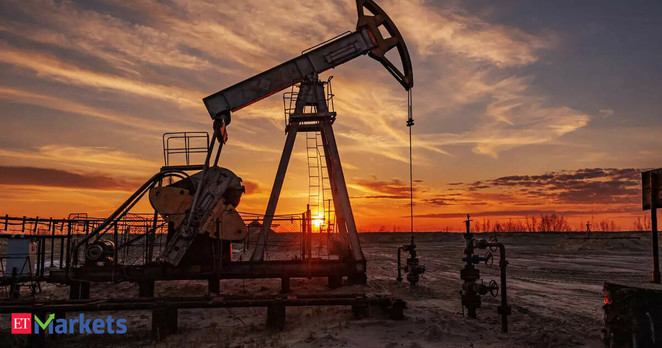Oil climbs after Trump extends EU trade talks deadline to July