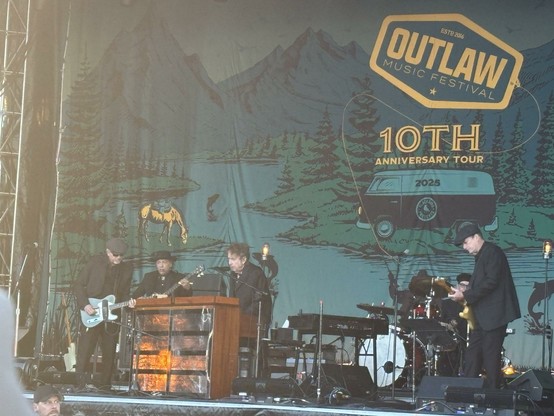 Outlaw Music Festival / Spokane Stadium / Spokane, Washington / Thursday May 22 2025