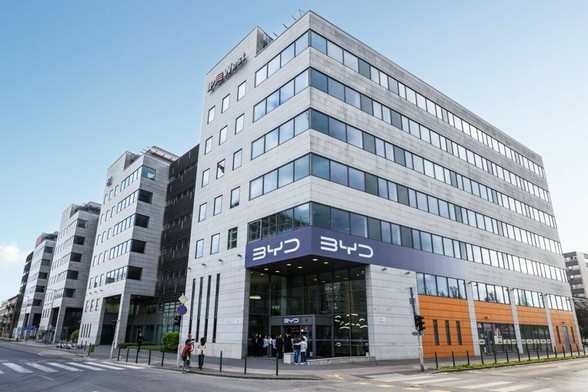 BYD、欧州市場を強化 ハンガリーに欧州統括本社と欧州研究開発センターを新設（AUTO BILD JAPAN Web） - Yahoo!ニュース - Yahoo!ニュース