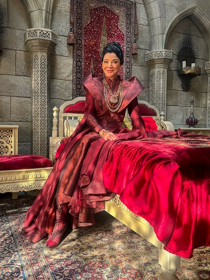 Shohreh Aghdashloo as Elaida