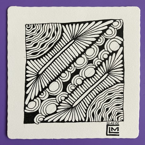 Black ink pattern finished, waiting for shading