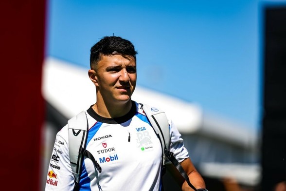 Isack Hadjar ne s'attend pas à retrouver les sommets de Monaco à Barcelone