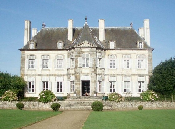 Château de la Chipaudière à #SaintMalo (#IlleEtVilaine) La Chipaudière était à la famille Pépin au XVe siècle. L'actuel château a été construit de 1710 à 1720 et est l'une des plus belles malouinières du pays. ...
Suite 👉 https://monumentum.fr/monument-historique/pa00090803/saint-malo-chateau-de-la-chipaudiere
#Patrimoine #MonumentHistorique
Photo CC-BY-SA 4.0 : Halorache