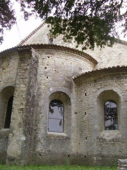 Eglise à #SaintMarcellèsSauzet (#Drôme) Construction XIIe siècle. Eglise : classement par liste de 1846.
Suite 👉 https://monumentum.fr/monument-historique/pa00117053/saint-marcel-les-sauzet-eglise
#Patrimoine #MonumentHistorique
Photo CC-BY-SA 4.0 : Remi Mathis