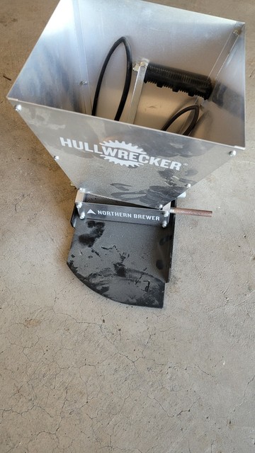 HULLWRECKER a big metal thing for cranking stuff
