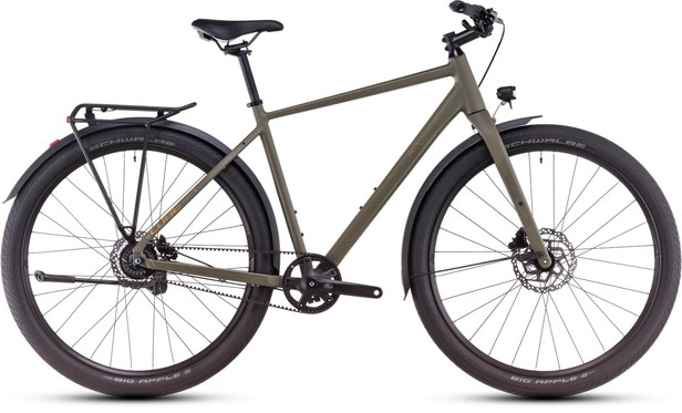 Photo showing an oil-free Gates Carbon Belt on a Cube Hyde Pro FE bicycle.