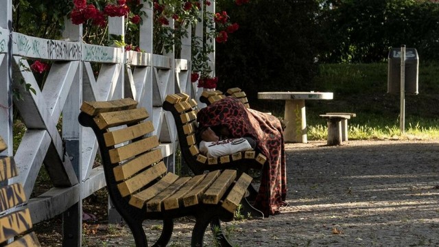 Kühle Schutzräume: Berlin will mehr für Hitzeschutz tun