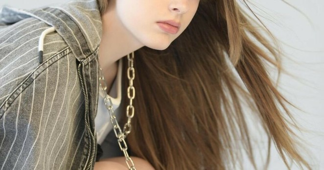 KG (VCHA السابق) - عضو سابق في سن المراهقة في مجموعة LA K -POP SUES ، يزعم الإساءة والاستغلال @ لوس أنجلوس تايمز (250603)