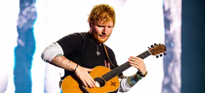 Ed Sheeran y su inseparable guitarra ya están de vuelta / Luigi Rizzo/Pacific Press/LightRocket via Getty Images