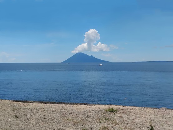 An inland in the middle of the sea.