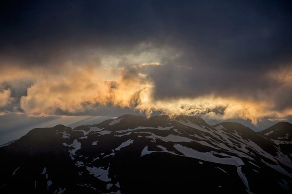 Foto de las últimas luces desde el Tozal de Bocs.