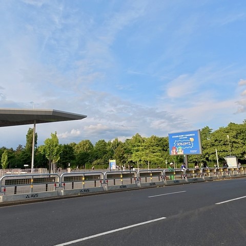 DoKomi Eingang Kongresscentrum