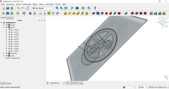 CAD software with the outlines and the first gearwheels of the historical Antikythera Mechanism (screenshot).