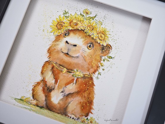 Aquarell illustrationHamster mit Kranz aus Sonnenblumen auf dem Kopf, gerahmt in quadratischen schwarzen Rahmen mit weißem Passepartout