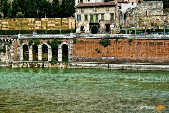 "My heart knows what my mind only think it knows."
~ Noah Benshea

#Verona #Italia
.
.
.
#SONY #A100
#architecture #photography #Italy #Europe #gooutside #travel #oldworld #old #lightroom #exploration #goexplore #wanderer #quote #knowledge