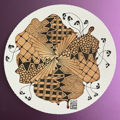Black in pattern finished