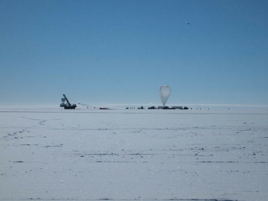 ANITA was placed in Antarctica because there is little chance of interference from other signals; to capture the emission signals, the balloon-borne radio detector is sent to fly over stretches of ice, capturing what are called ice showers. Image credit: Stephanie Wissel / Penn State.