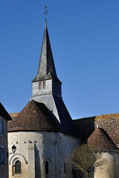 Eglise Saint-Denis à #Rivarennes (#Indre) La partie la plus ancienne est l'abside, de style roman (XIIe siècle). Elle est percée de trois fenêtres, dont celle du centre est encadrée à l'extérieur de deux colonn...
Suite 👉 https://monumentum.fr/monument-historique/pa00097441/rivarennes-eglise-saint-denis
#Patrimoine #MonumentHistorique
Photo CC-BY-SA 4.0 : Jean FAUCHEUX