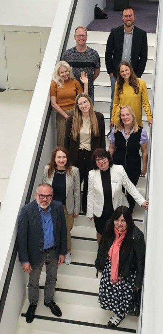 Guests in Hof; left page, from top to bottom: Michael Schmidt (inwa), Dr. Natalia Zhukova (inwa), Halyna Sukhonos, Dr. Veronika Zhukova, Prof. Günter Müller-Czygan (Head of inwa); right page, top to bottom:Dr. Harvey Harbach, Dr. Julia Frank (both inwa), Katrin Müller (EU Network Manager), Dr. Viktoriya Tarasyuk (inwa) and Prof. Dr. Larysa Sabliy; Image: Hof University of Applied Sciences