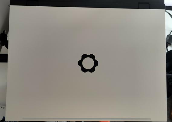 Before: Backcover of my FrameWork 16 Laptop with Framework-Logo.