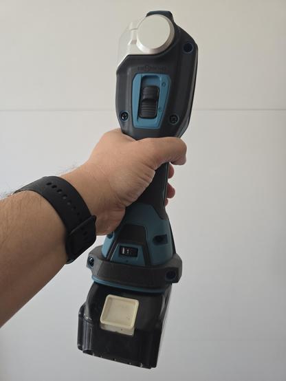 Makita DTM52 Multitool