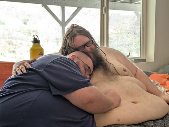 Same two guys snugglin'