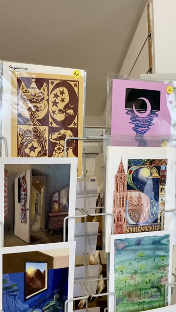 A video where I show you from the top to the bottom the postcards that are available at my exhibition.