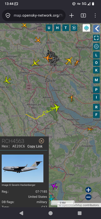Flugradar mit mit Fokus auf RCH4563