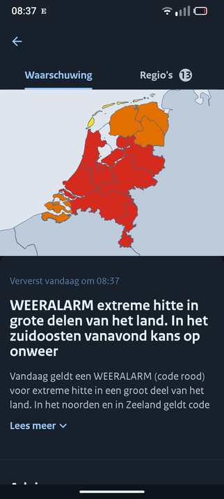 Mapa de holanda sacado del app del servicio meteorológico holandés. En el mapa, casi todas las regiones están en alerta roja por calor. Tres regiones están en alerta naranja, y las islas, en alerta amarilla