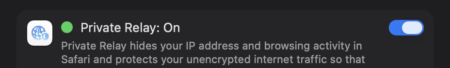 Private Relay is clearly enabled and connected.