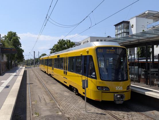Fahrzeug Nr. 3615/6 auf Linie U1 in Fellbach Lutherkirche