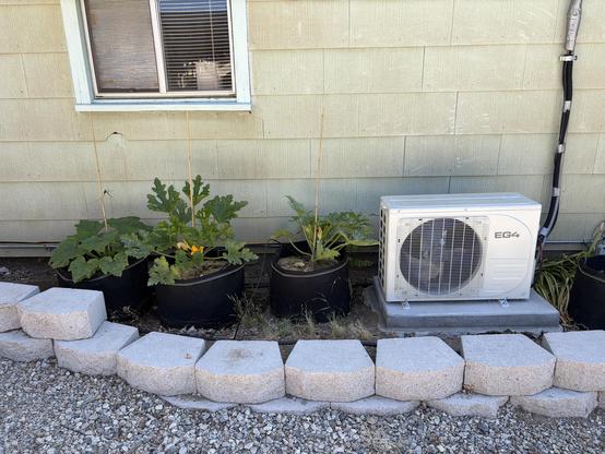 Eg4 highbred solar DC or AC powered heat pump