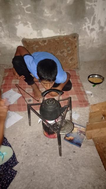 Hello everyone🇵🇸 
We cook using firewood and sometimes plastic due to the lack and high cost of gas The smoke causes me breathing difficulties and daily exhaustion😔
We need $300 to buy cooking gas
Any help or share means a lot🙏🇵🇸🇵🇸🇵🇸💔👇🇵🇸
https://chuffed.org/project/173570
#Gaza #Palestine #Donate #HelpGaza
#Gaza