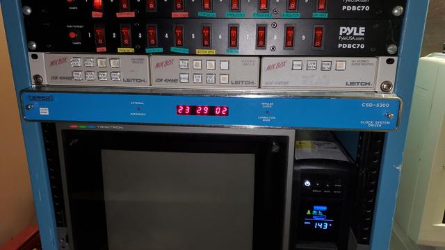 A Leitch CSD-5300 Clock System Driver.