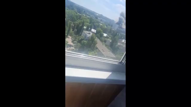 Putin včera poskytl zhruba 25ti minutový rozhovor pro svoji státní propagandu. V něm vyprávěl, jak Rusové postupují až na 15 úsecích fronty. Jeho vojáci, podle pozic, které představil, se zřejmě teleportují, protože pozice, na kterých mají být, jsou až 10 km v hloubce ukrajinského území.

Namísto článku jsem se dnes rozhodl pro trochu jiný formát, zhruba 15ti minutové video, jehož ukázku dávám sem.

Pokud byste chtěli vidět celé, běžte na můj forendors zde:

https://www.forendors.cz/p/959069675784904595