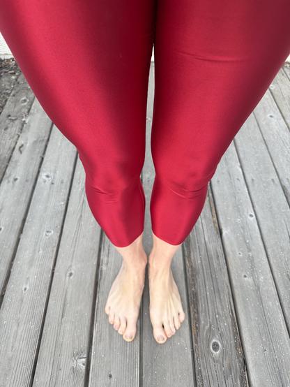 Me new shiny red leggings