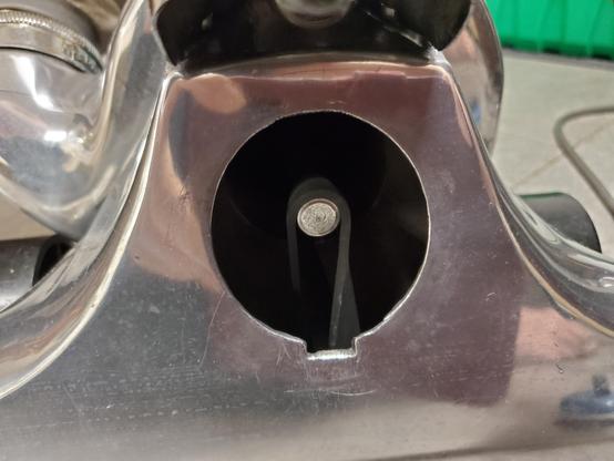 Rainbow PN-2 belt fitted to the Royal 602 vacuum.
