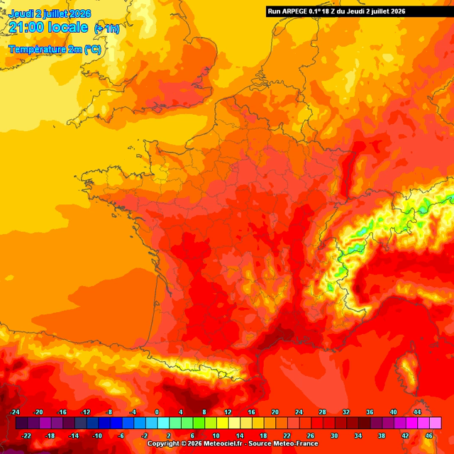 Gif animé des températures prévues par le modèle Arpège de Météo-France sur les 114 prochaines heures. Les dégradés de couleurs à dominante rouge semblent battre au fil des alternances de jour et de nuit, avec cependant une tendance à rester dans le rouge au sud-ouest de l'Hexagone, puis à tirer de plus en plus vers le violet indiquant des températures supérieures à 40 degrés lors des heures les plus chaudes pour dimanche et lundi.