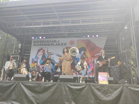 Dusty rag jazzband på sce