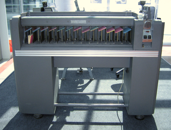 IBM 082 Card Sorter. First made in 1949.