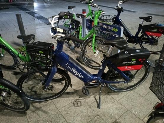 Ein Ebike der SprottenFlotte abfahrbereit.