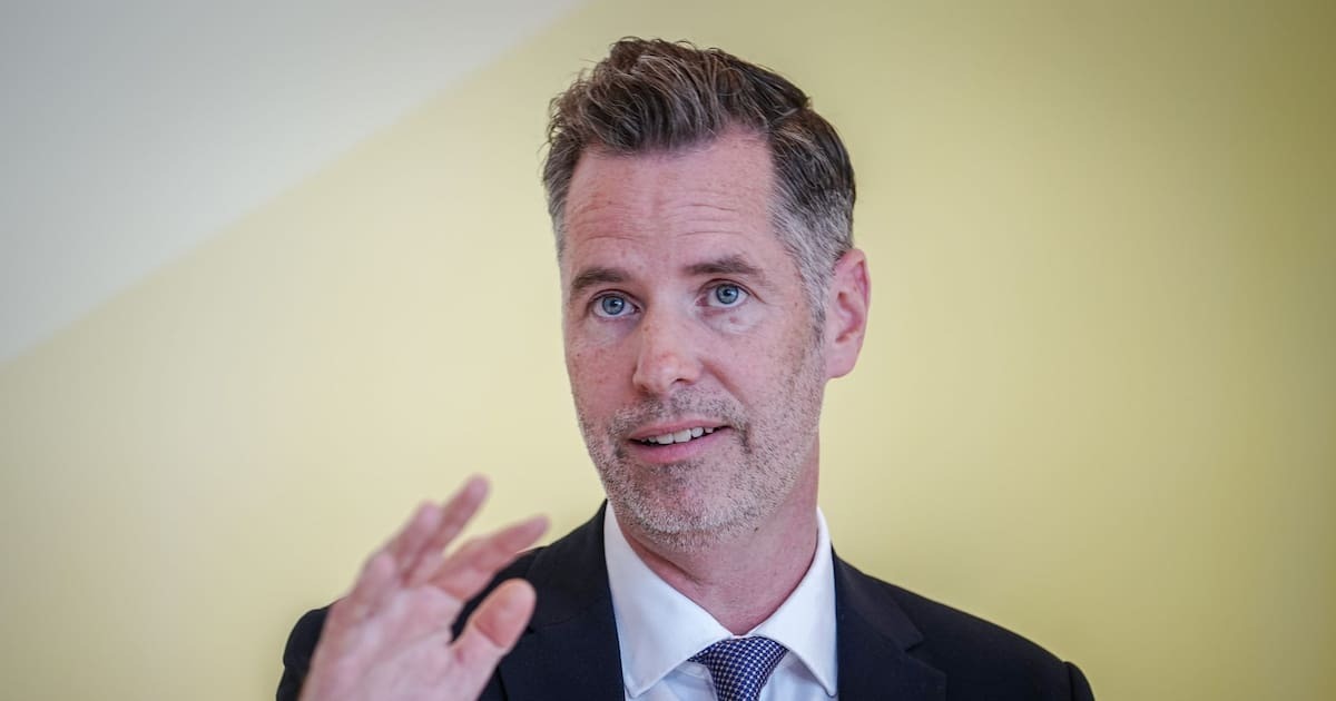 FDP-Fraktionschef Christian Dürr findet, die Kürzung des Bürgergelds wegen rückläufiger Inflation sei eine Frage der Gerechtigkeit.