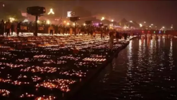 बनारस और अयोध्या की तर्ज पर दिल्ली में भी होगा भव्य दीपोत्सव, यमुना तट पर जलेंगे साढ़े तीन लाख दीये।
