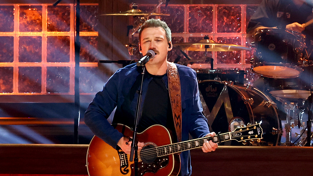 how to watch 2024 cma awards live online