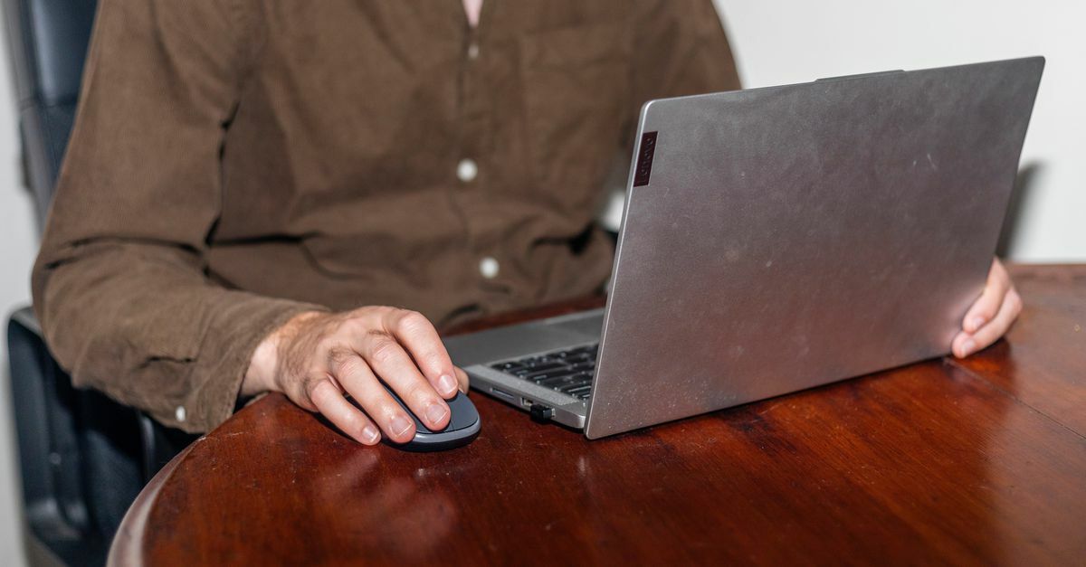 De digitaledienstenwet verplicht de allergrootste bedrijven (met maandelijks meer dan 45 miljoen gebruikers in de EU) tot een accountantsverklaring (‘assurance’) op de eisen die de DSA stelt. 