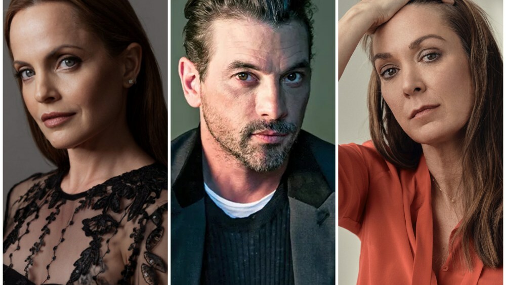 Mena Suvari, Skeet Ulrich, Elizabeth Marvel