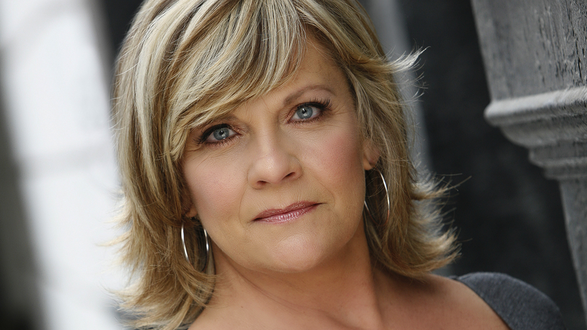 Kim Zimmer, Reva Shayne, Guiding Light