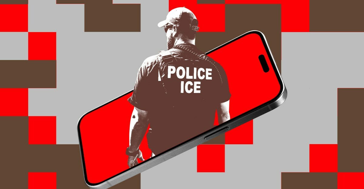 257631_border_agents_phone_search_CVirginia